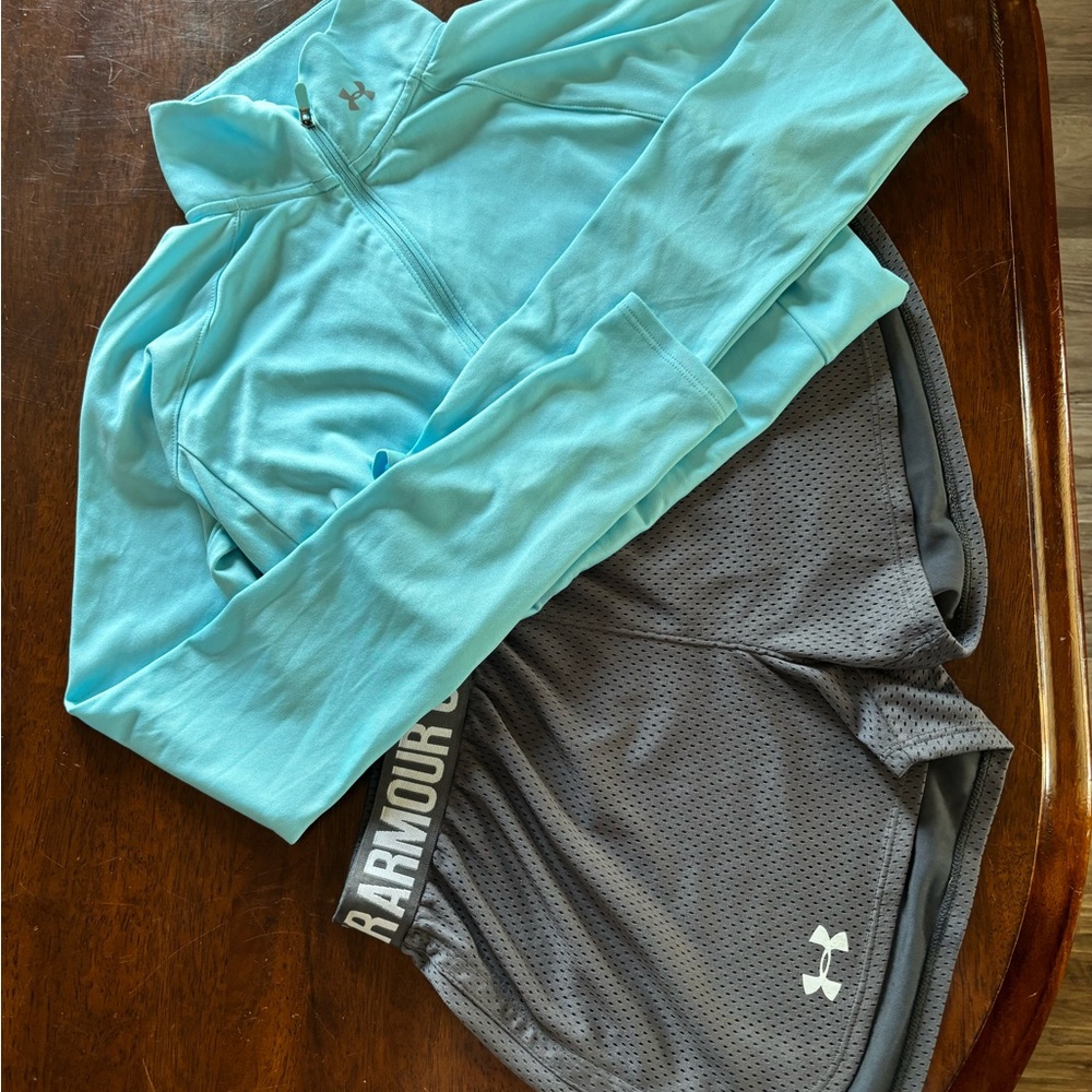 Under Armour bundle size small